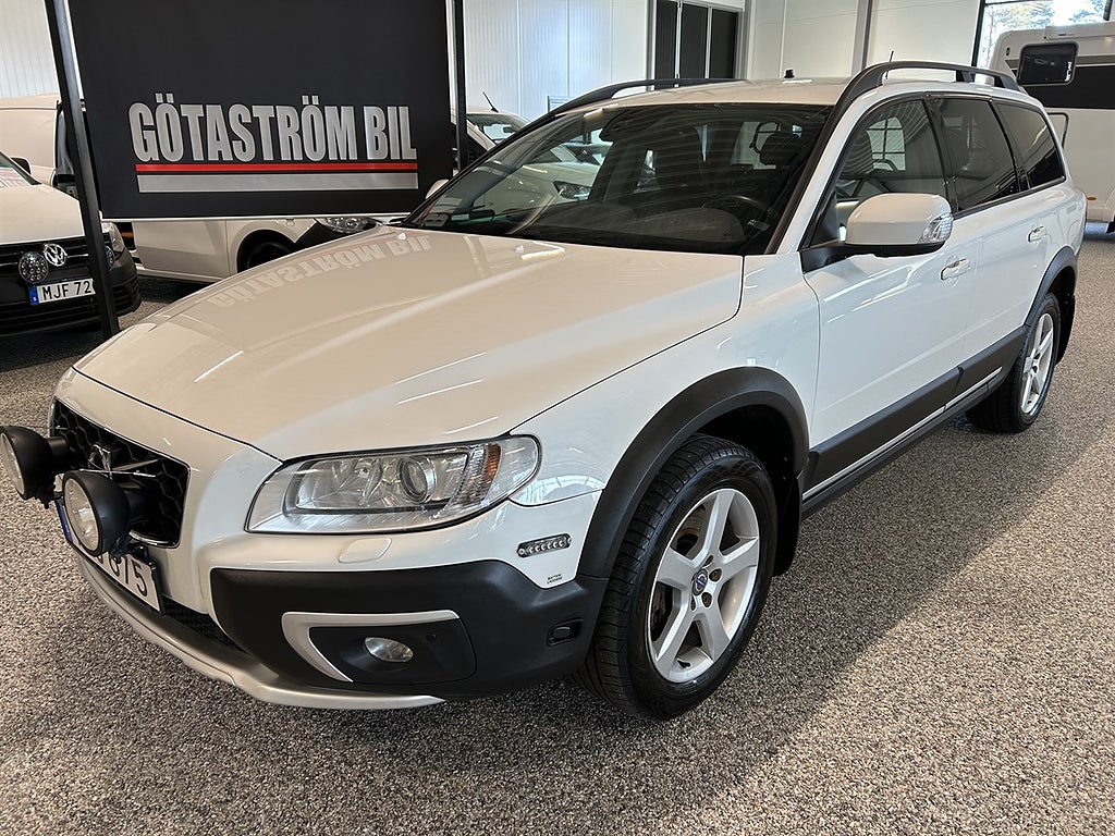 Volvo XC70 II D5 AWD 220HK POLIS/Drag,Vhjul,Värmare