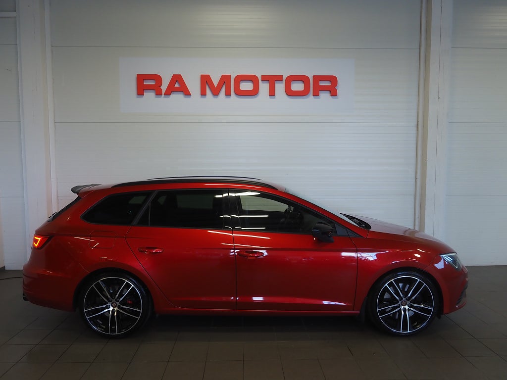 Seat Leon ST Cupra  2.0 TSI 4Drive 300hk | Navi | Beats | Cockpit |