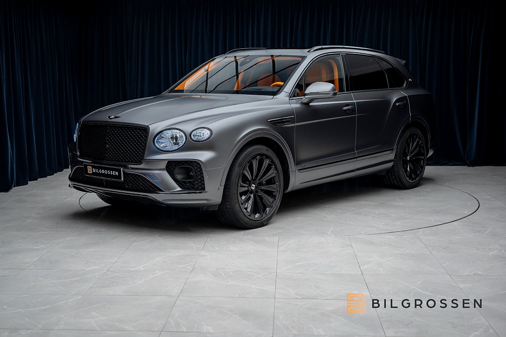 Bentley Bentayga 4.0 V8 First Edition Mulliner Blackline Hermes Orange