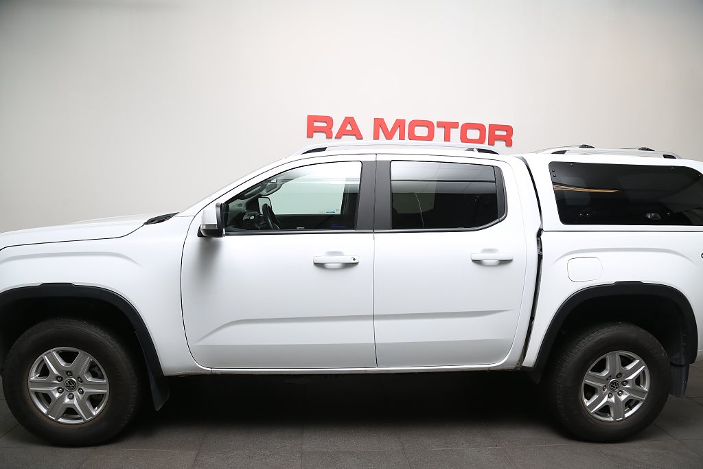 Volkswagen Amarok 2,0 TDI 4Motion Life DSG Flak Kåpa P-värme Drag Leasbar 2025