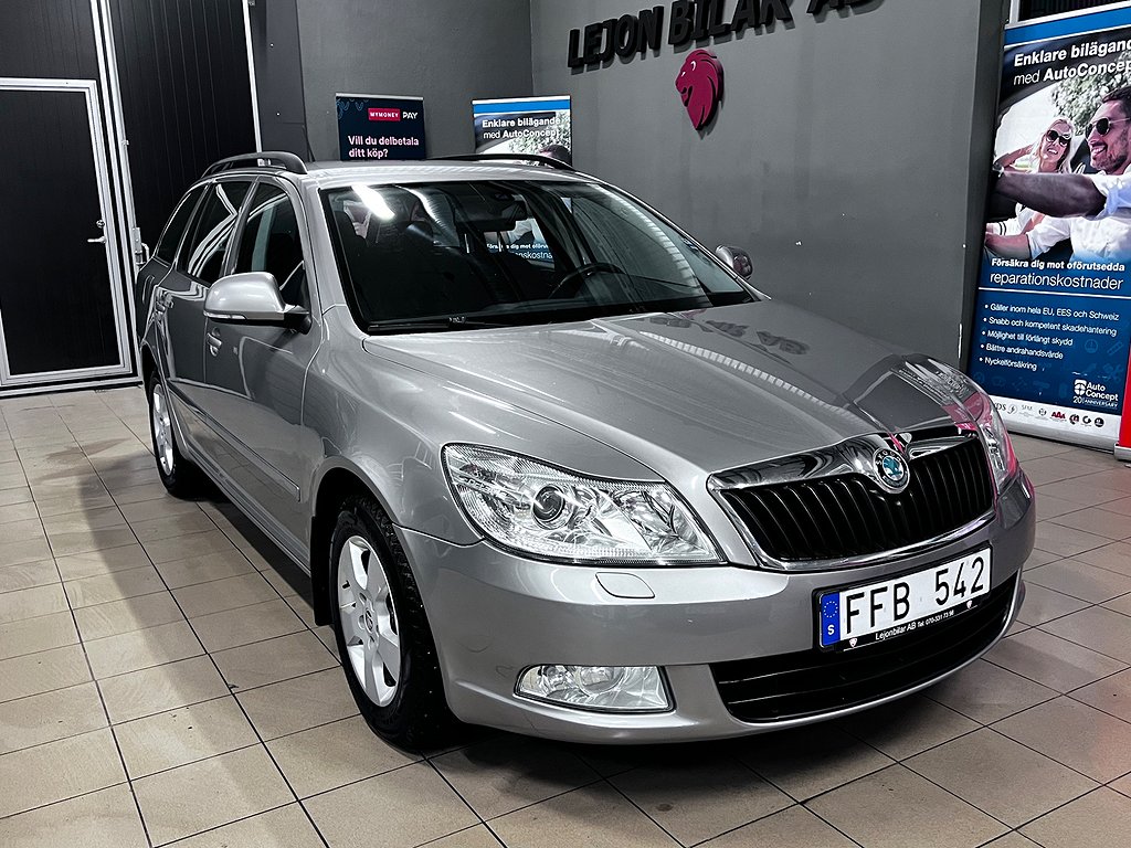 Skoda Octavia Kombi 1.6 TDI Elegance Euro 5 105hk 