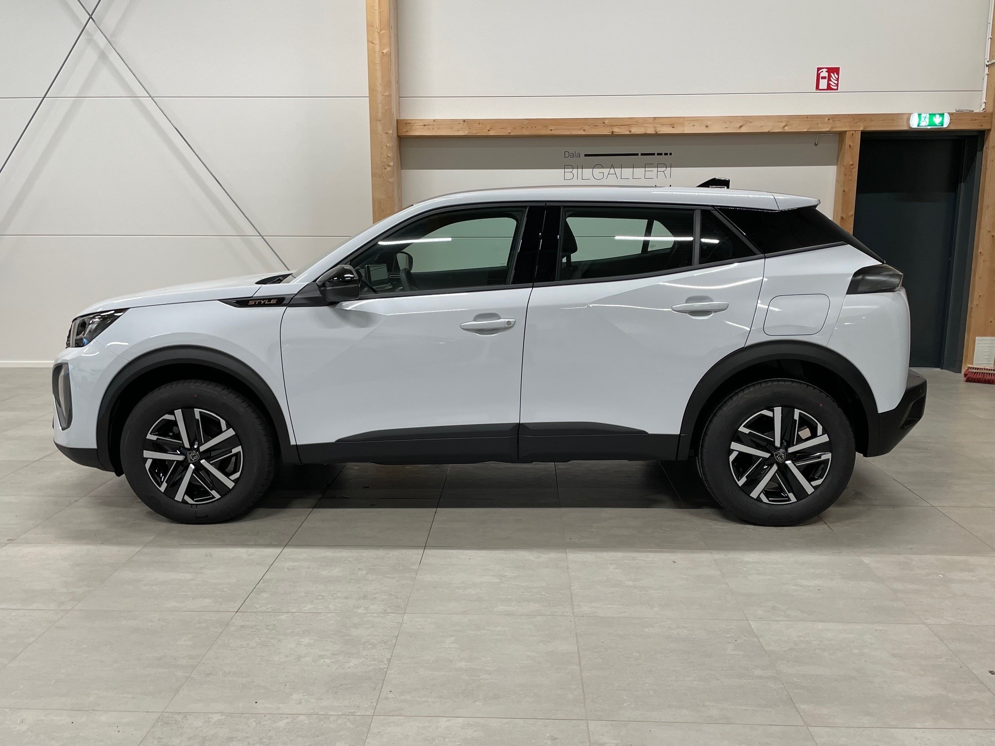 Peugeot 2008 2026, bild 2/45