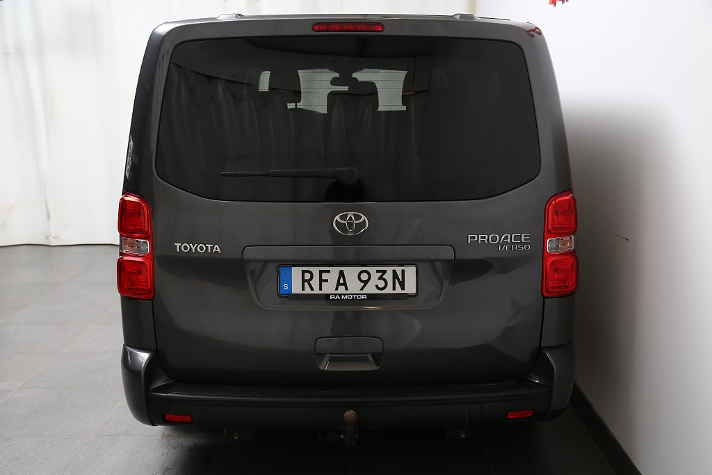Toyota Proace Verso 2,0 D-4D 144hk Aut 9-sits Värmare Drag Leasbar