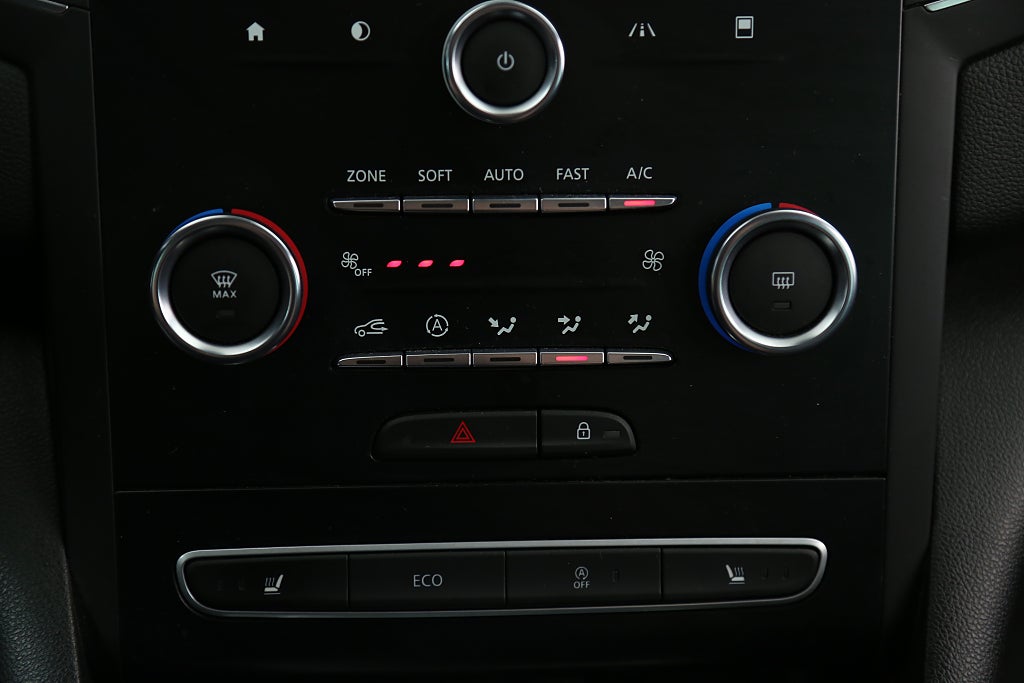 Renault Mégane 1,3 TCe 140hk Sport Tourer Navi Dragkrok 2019