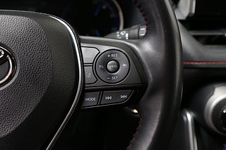 SUV Toyota RAV4 18 av 23