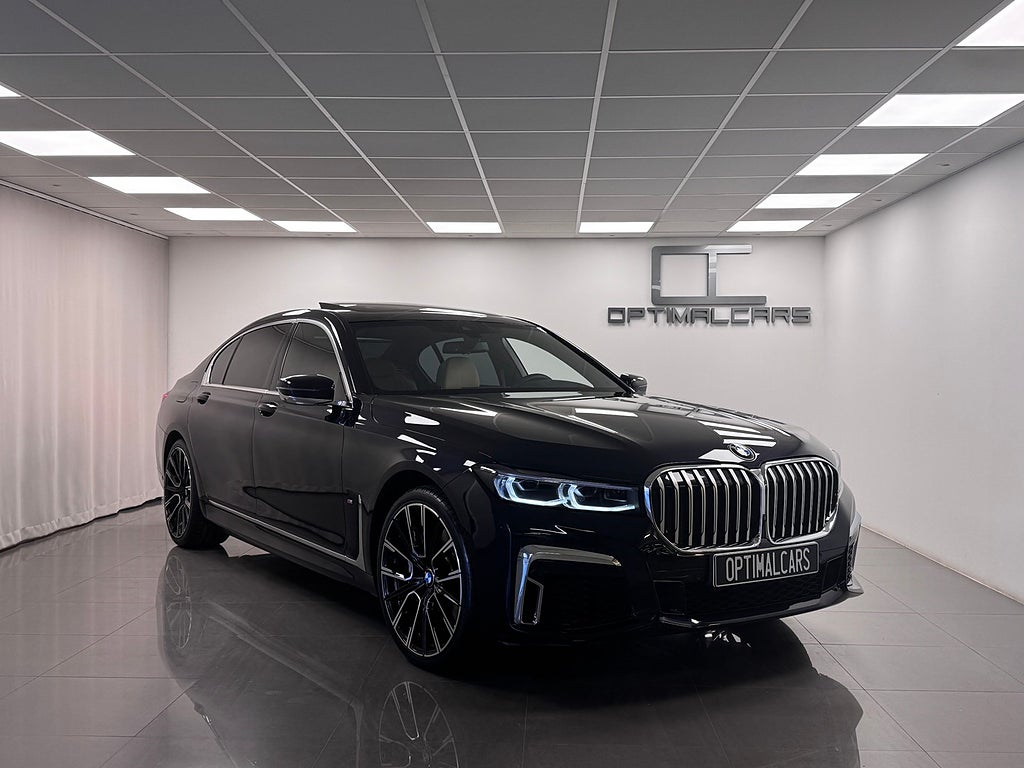 BMW 745 Le xDrive Hybrid M-Sport Pano Fullutr Svensksåld