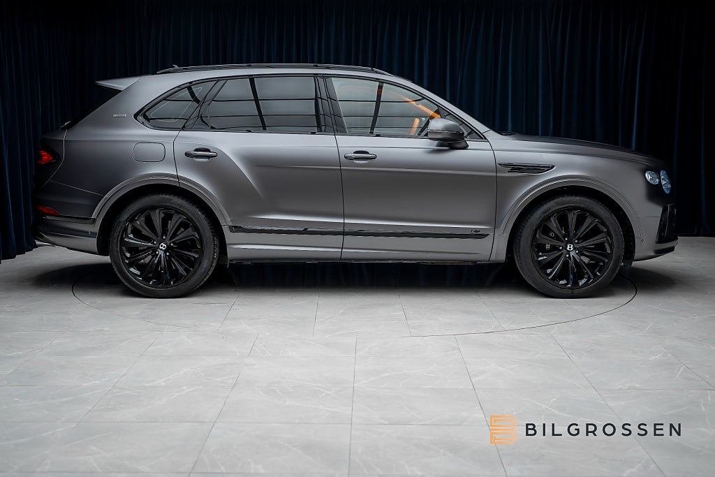 Bentley Bentayga 4.0 V8 First Edition Mulliner Blackline Hermes Orange