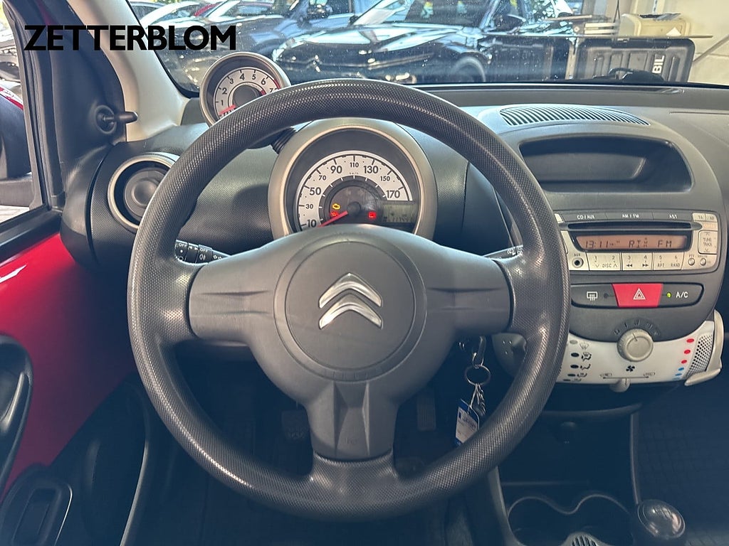 Halvkombi Citroen C1 12 av 14