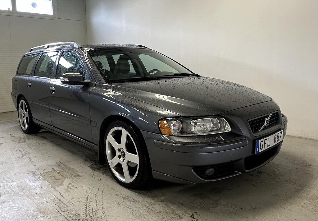 Volvo V70 2.4 Classic, R-front, R-fälgar, Drag, Automat.