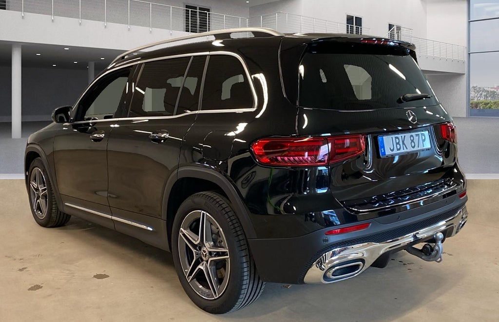 Mercedes-Benz GLB 200 AMG 7-sits Värmare Glastak Drag - bild 12