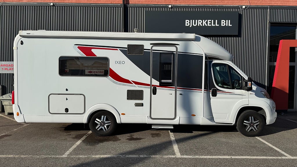 Bürstner Ixeo T 720 140hk automat, Låga långbäddar, ALDE,