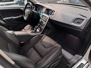 Volvo V60 Cross Country D4 AWD Classic Drag Kamera Dvärm SoV