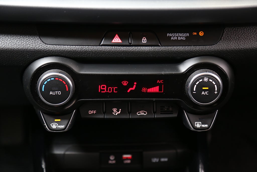 Kia Rio 1,0 T-GDI 120hk Aut Kamera CarPlay Motorv Drag