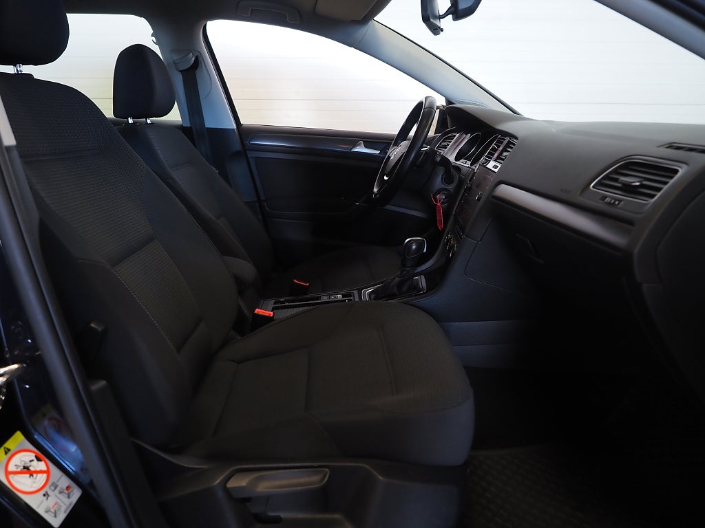 Volkswagen Golf Sportscombi 1.5 TSI 150hk DSG GT |Drag|Backkamera| 2020