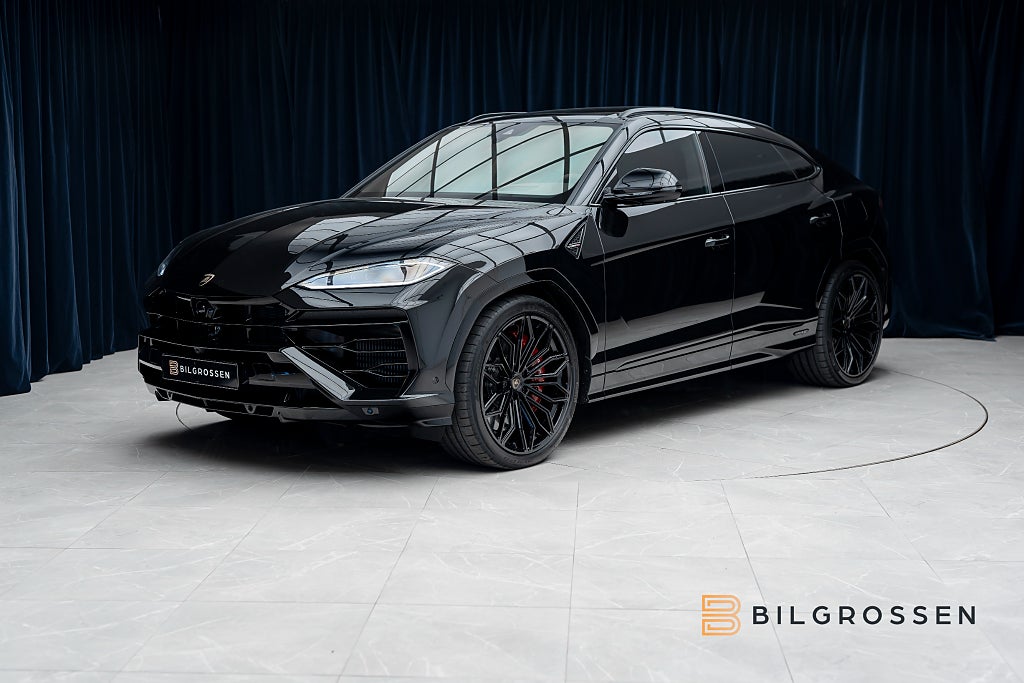 Lamborghini Urus SE Style-P Dark Adv 3D B&O Nero Helene 23” NY