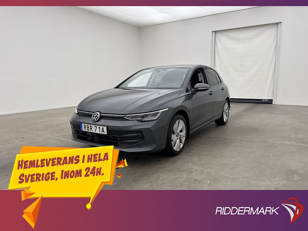 Volkswagen Golf 1.5 TSI 150hk Kamera CarPlay Rattvärme MOMS