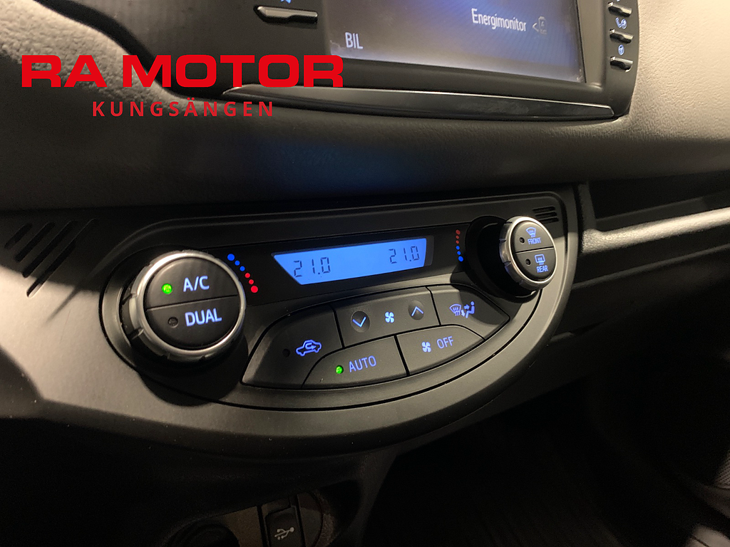Toyota Yaris Hybrid Active | Kamera | P-sensorer 2018