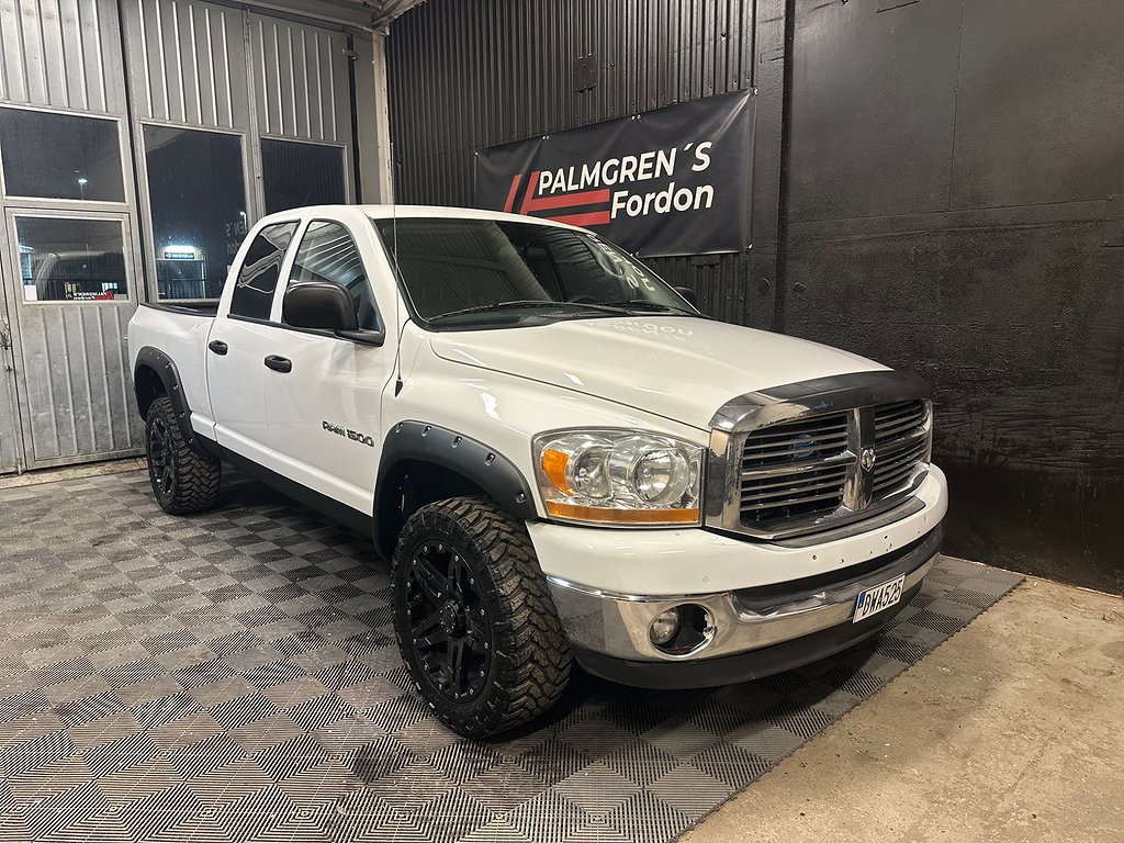 Dodge RAM 1500 Big Horn 5.7 HEMI 4x4