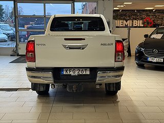 Toyota Hilux Dubbelhytt 2.4 AWD Hero MOMS/Drag/MoK/Kamera