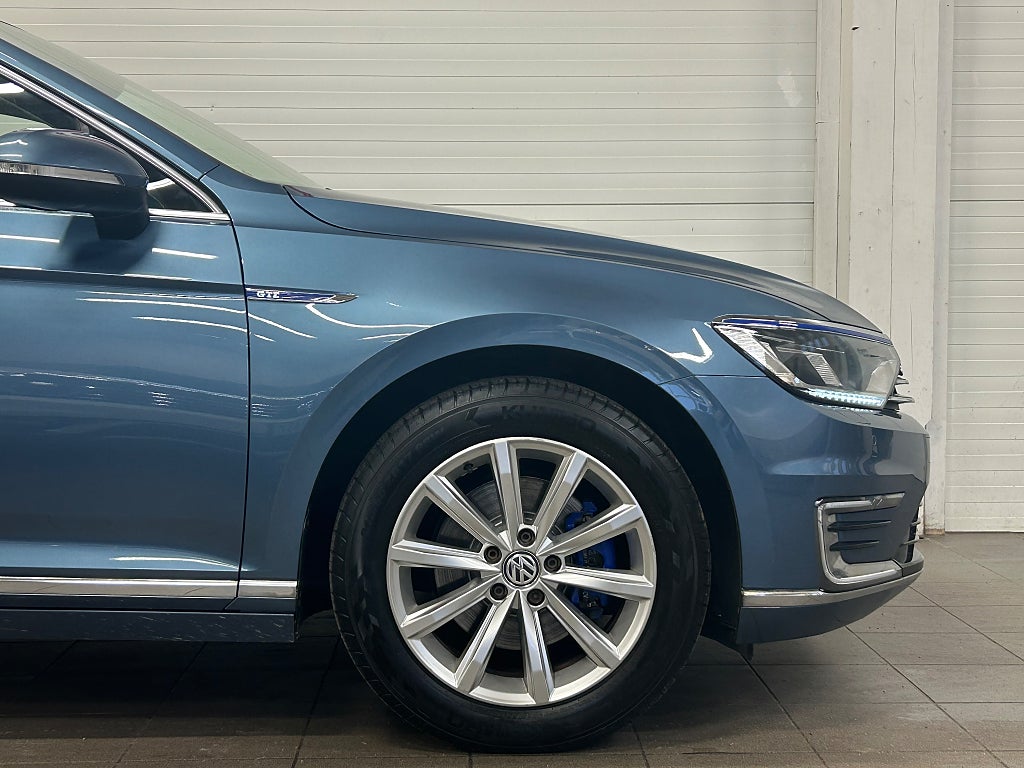 Volkswagen Passat SC GTE 218hk Plug-In |Drag|Värmare|Kamera| 2018
