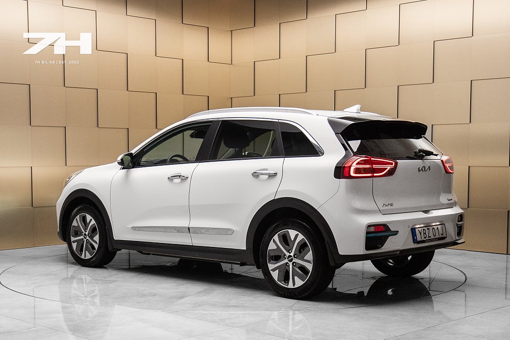 Kia Niro e- 64 kWh Advance Plus MOMS / Kamera / Adap. Farhållare