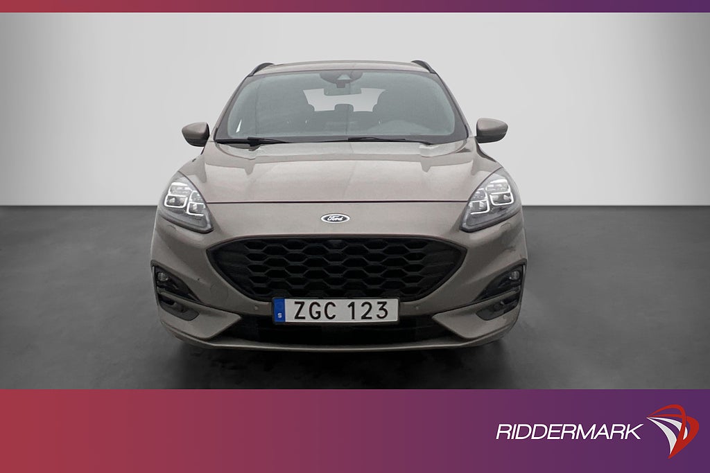 Ford Kuga Plug-In 225hk ST-Line Kamera Navi Elstol Rattvärme