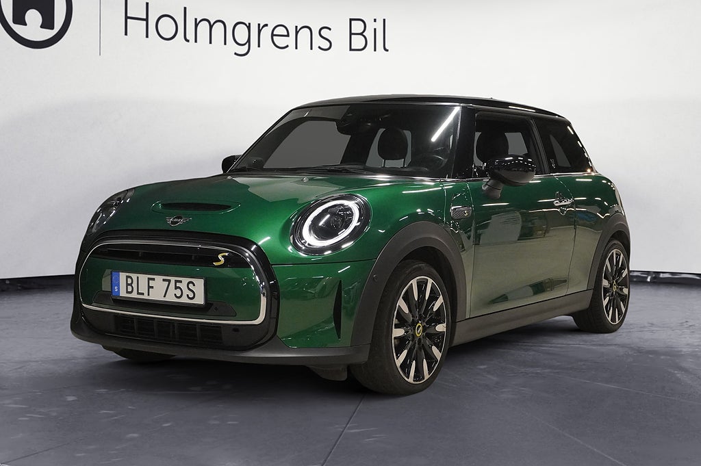 MINI Cooper Ränta 4,95% | SE Maximise Navi H K Headup Panorama Kamera Läder