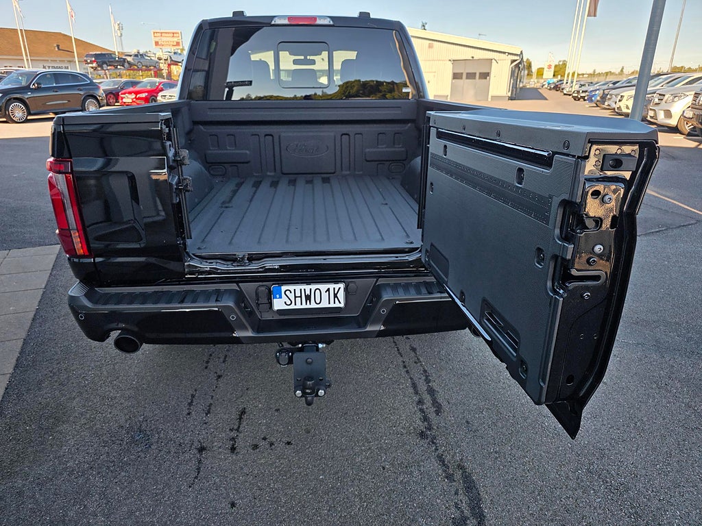 Ford F-150 NYA SuperCrew Lariat BLACK APPERANCE V8 MY2025 - bild 15
