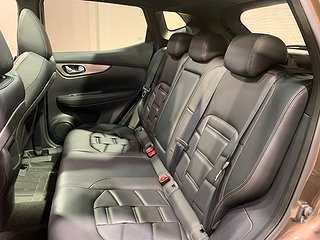 SUV Nissan Qashqai 16 av 30