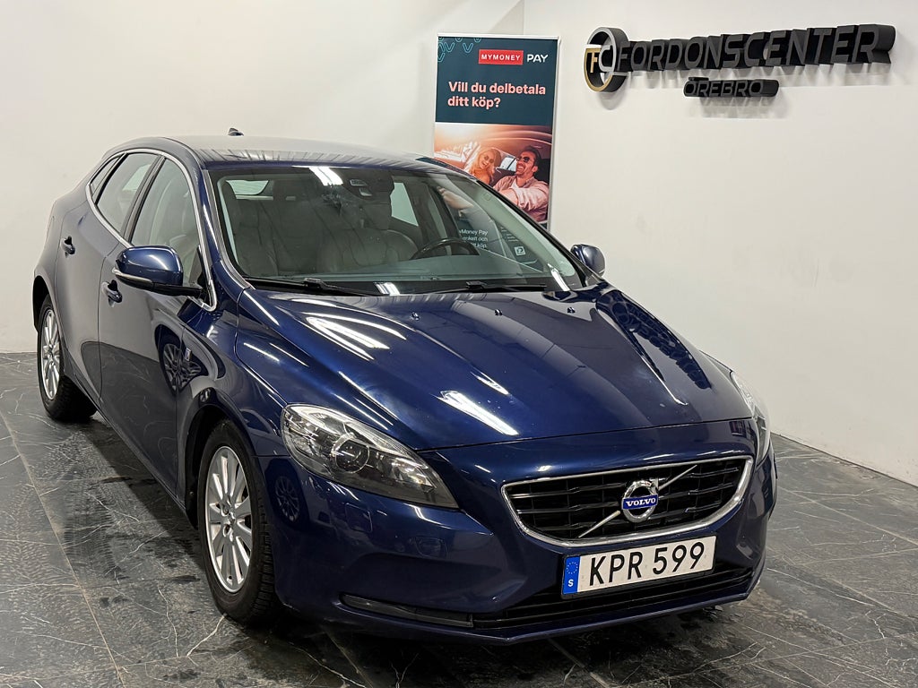 Volvo V40 D2 Ocean Race | Automat | Drag | Värmare | Skinn |