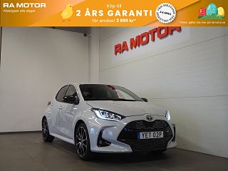 Halvkombi Toyota Yaris 1 av 24