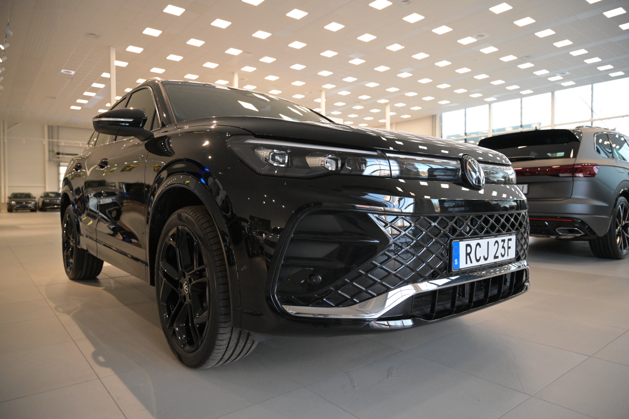 Volkswagen Tiguan eHybrid R-Line SWE 2026, bild 4/10