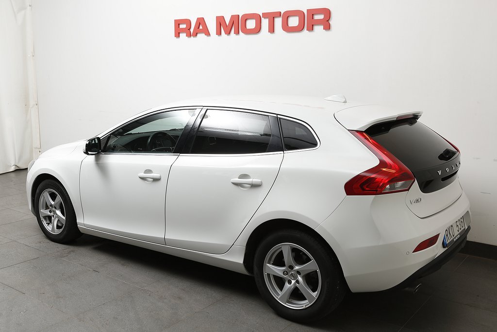 Volvo V40 D3 150hk Momentum Aut Dieselvärmare Backkamera 2013