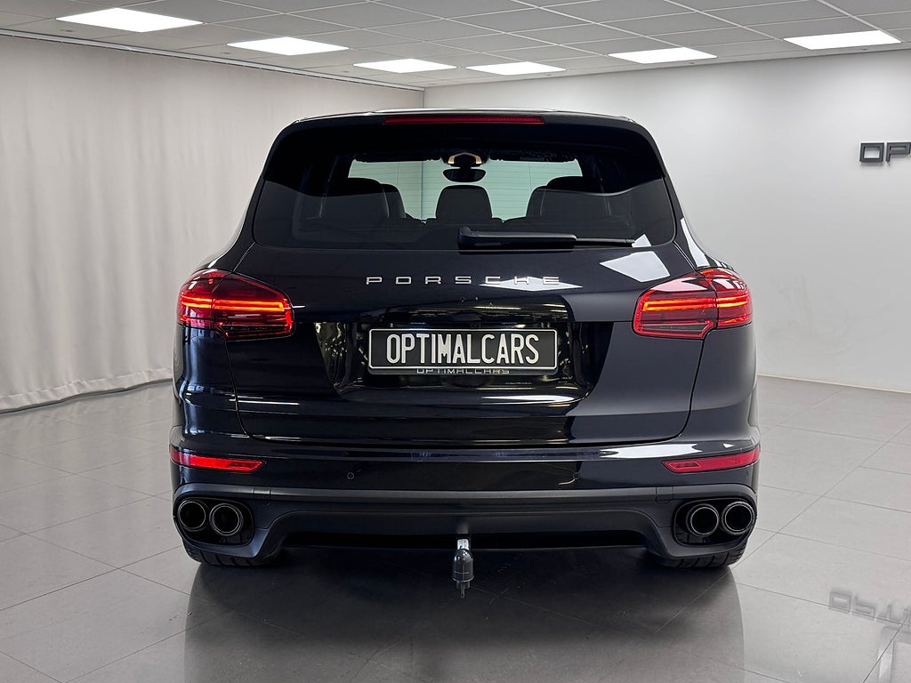 Porsche Cayenne 2016 - miniatyr 14