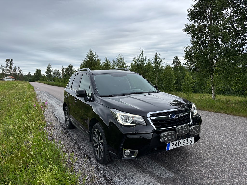 Subaru Forester 2.0 4WD Lineartronic Euro 6