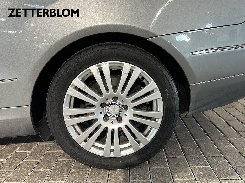 Sportkupé Mercedes-Benz E 13 av 17