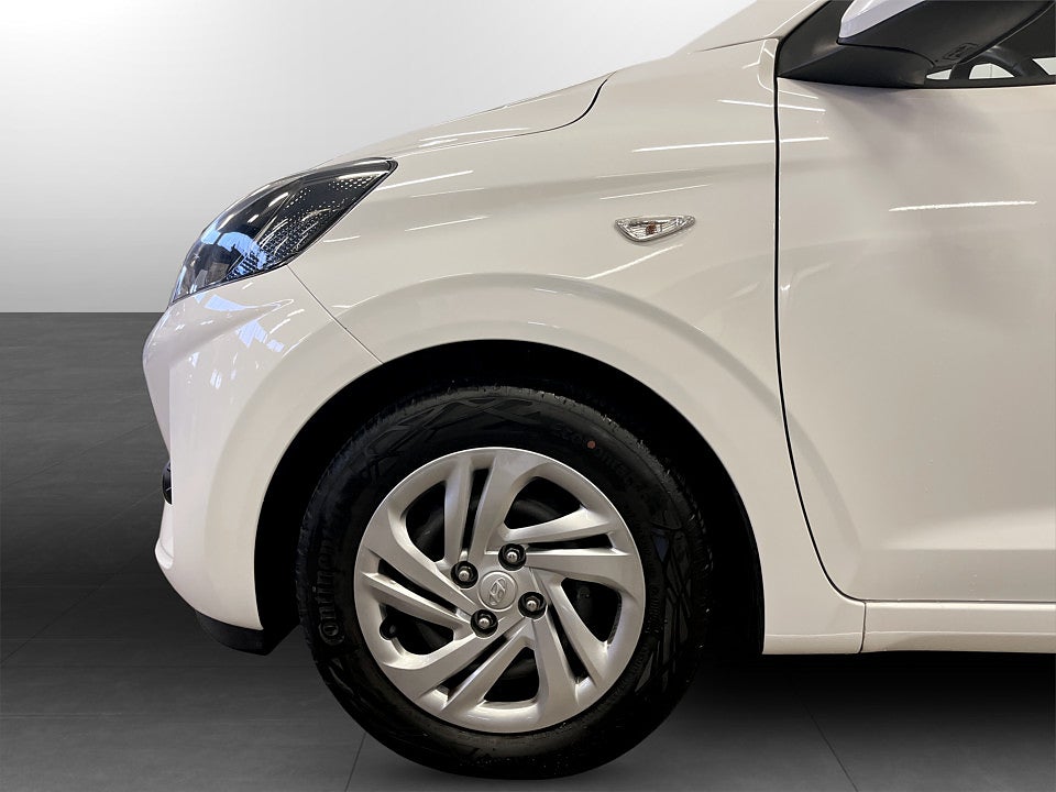 Bild på Hyundai i10 Essential 1.0 blue AMT 67hk CARPLAY RATTVÄRME