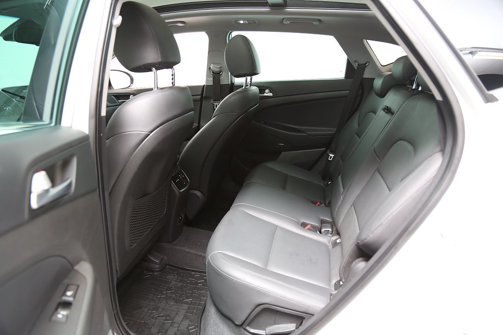 Hyundai Tucson 1,6 T-GDI 177hk Premium AWD Aut Pano Skinn Motorv Drag 2019
