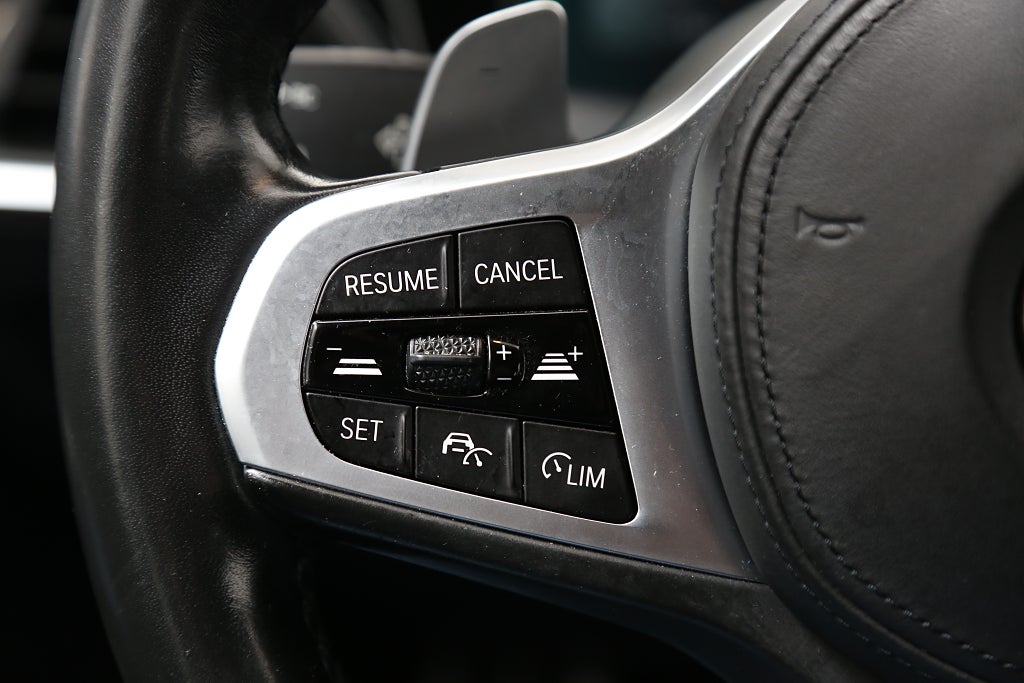 BMW 320d xDrive 190hk M Sport Sedan MHEV Cockpit P-Värmare Drag 2021