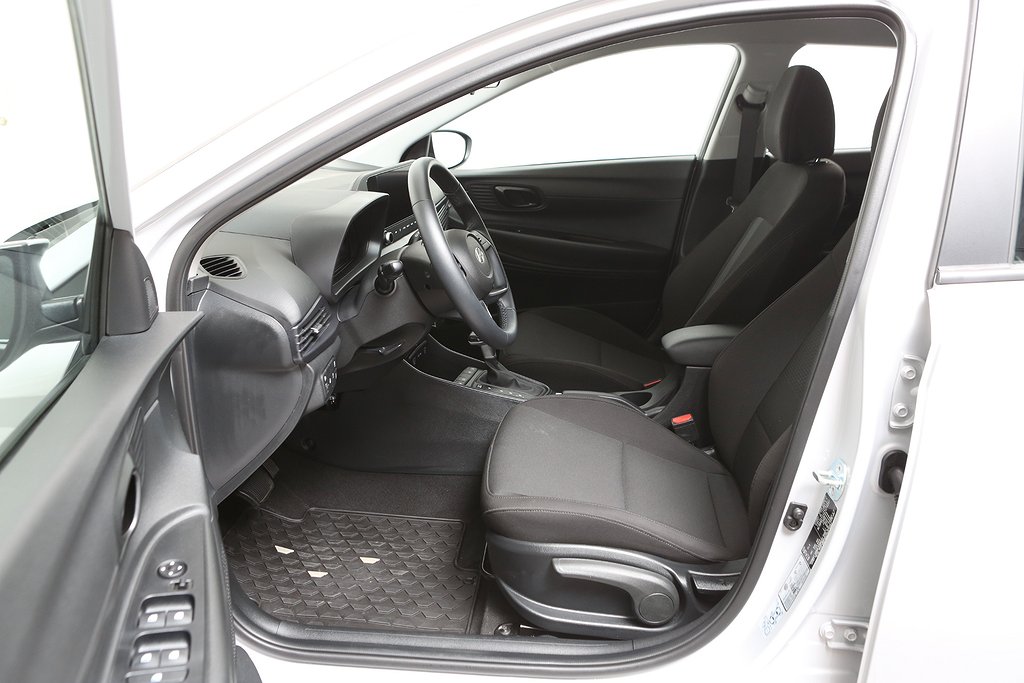 Hyundai i20 Essential 1.0 T-GDI 100HK Automat | Moms 2025
