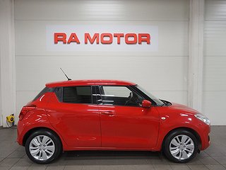 Halvkombi Suzuki Swift 6 av 23