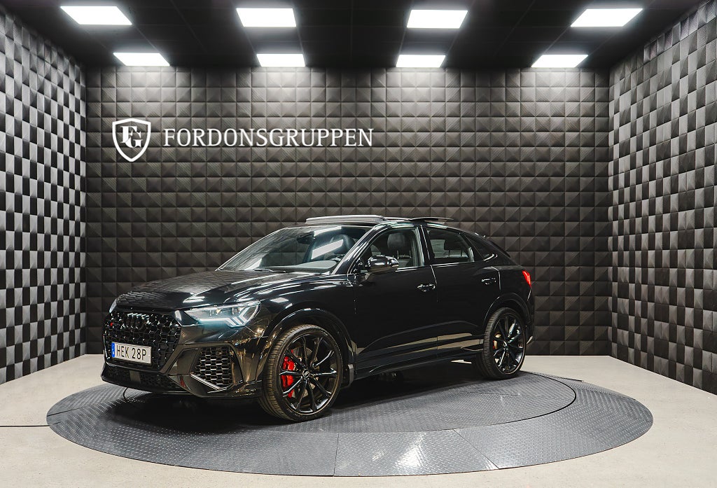 Audi RSQ3 Sportback 400HK / Pano / Svart Optik / SE SPEC