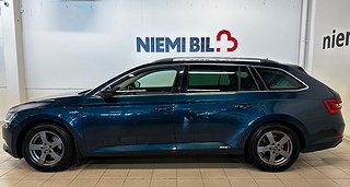 Skoda Superb Kombi 2.0 TDI 4x4 DSG L&K Drag/SoV/Bkam/Dvärm