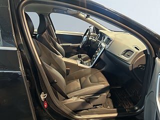Volvo V60 D4 Momentum Dvärm/Ledramp/Dragkrok/Psens/SoV – bild 10
