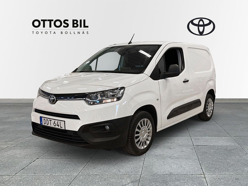 Toyota ProAce City 1.5D AdBlue Automatisk, 130hk / V-hjul, Diesalvärmare m fj.