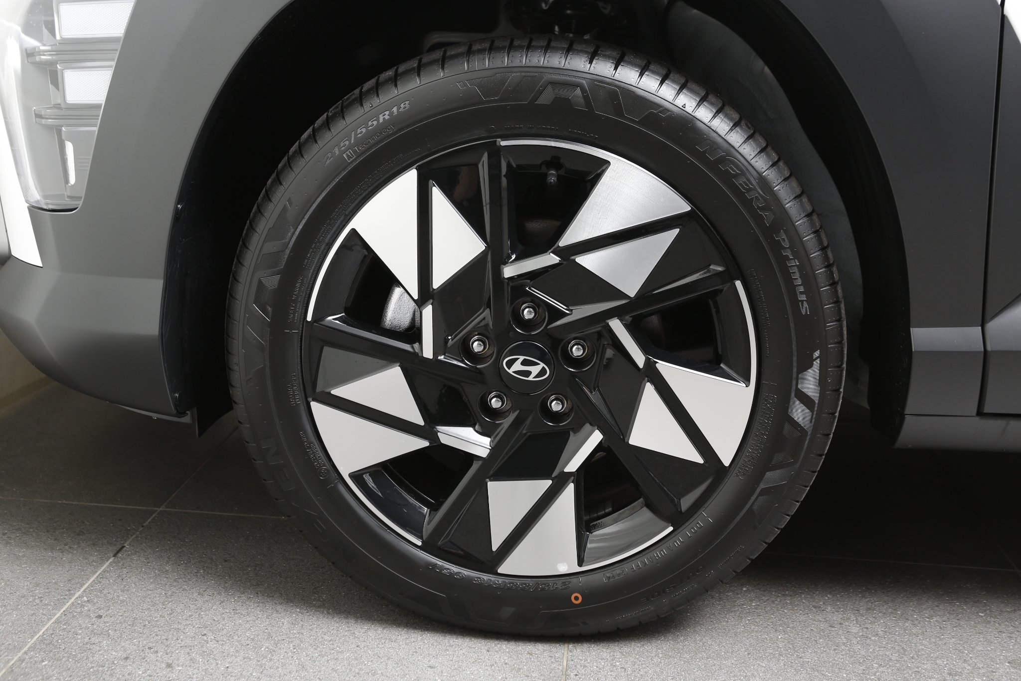Hyundai Kona Hybrid DCT Essential 2026, bild 4/10
