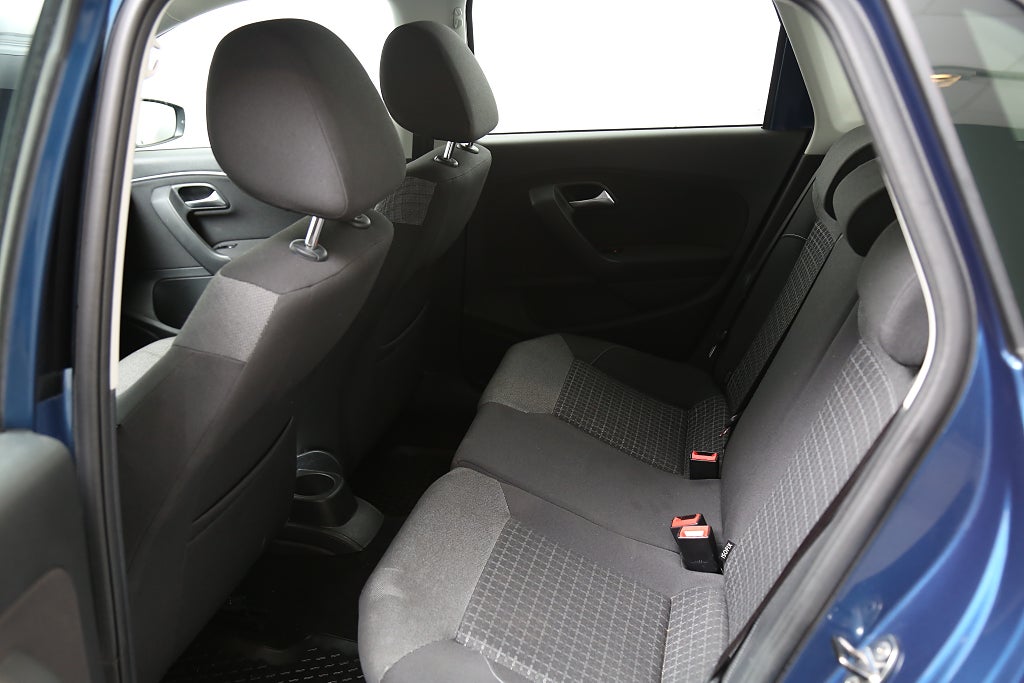 Volkswagen Polo 1,2 TSI 90hk Base 5D Bluetooth 2017