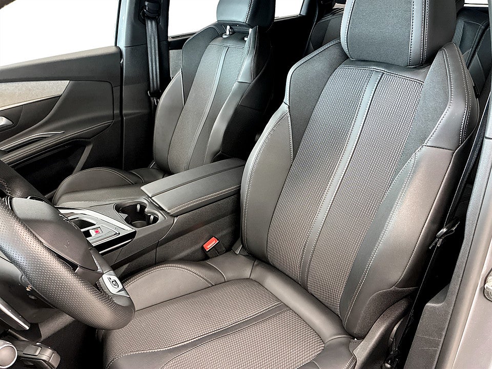 Bild på Peugeot 5008 GT 1.2 PT 130hk Aut KAMPANJ VINTREHJUL INGÅR