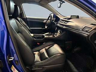 Lexus CT 200h 1.8 CVT Hybrid Executive Mvärm Kamera Skinn SoV – bild 10