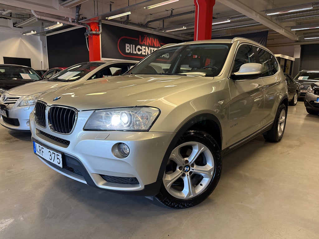 BMW X3 xDrive20d Aut Nybesiktad Halvskinn Navi Kamera PDC 